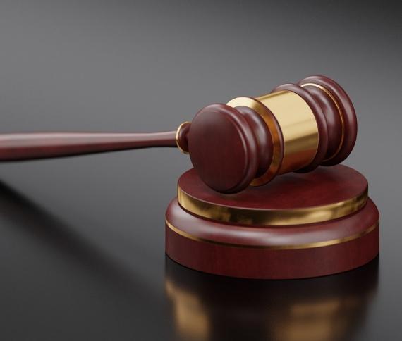 gavel-35772551280.jpg
